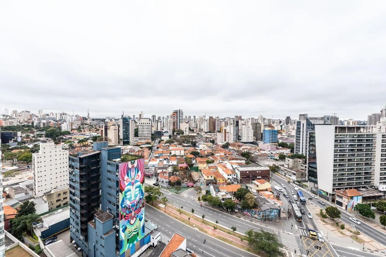 Homelike Faria Lima: Urban Oasis with City Views and Pool Sao Paulo