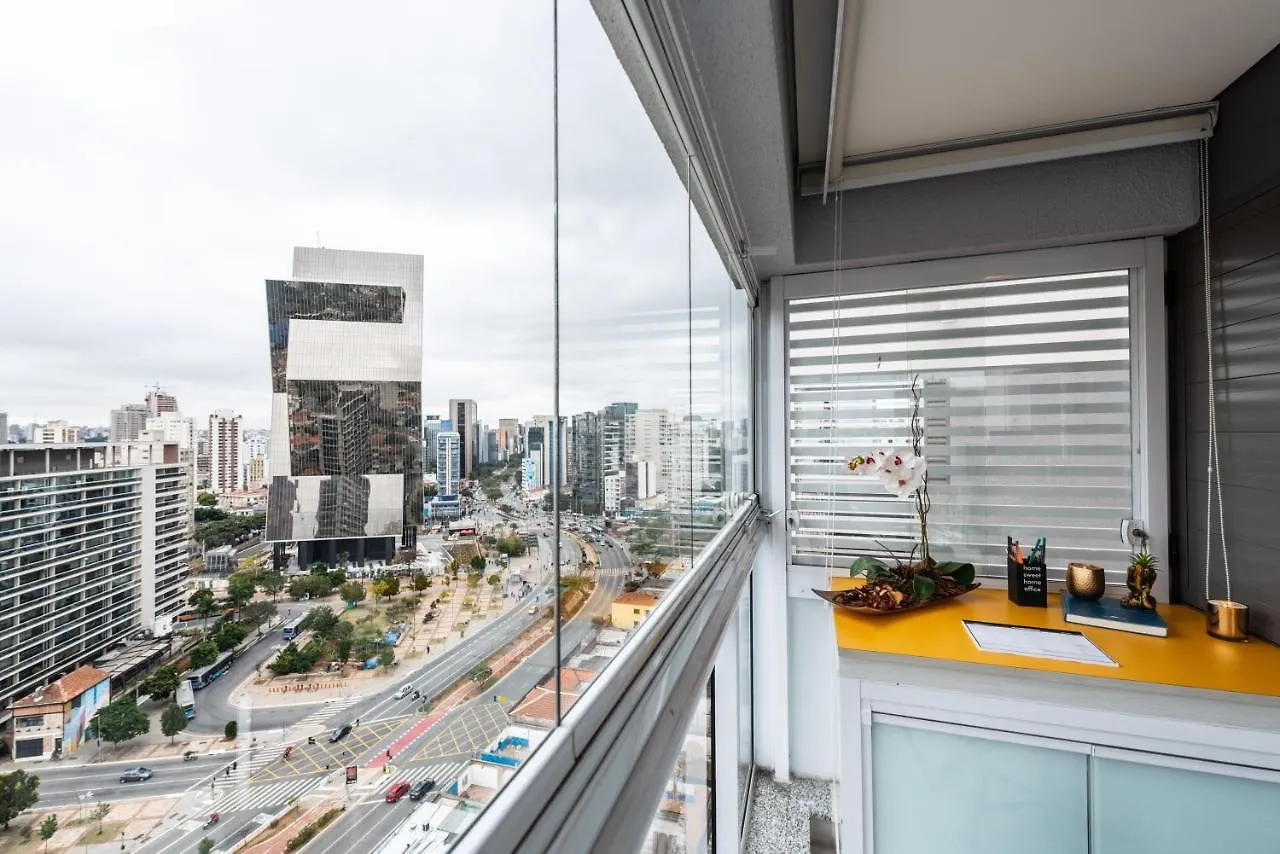 Homelike Faria Lima: Urban Oasis with City Views and Pool Sao Paulo Brazil